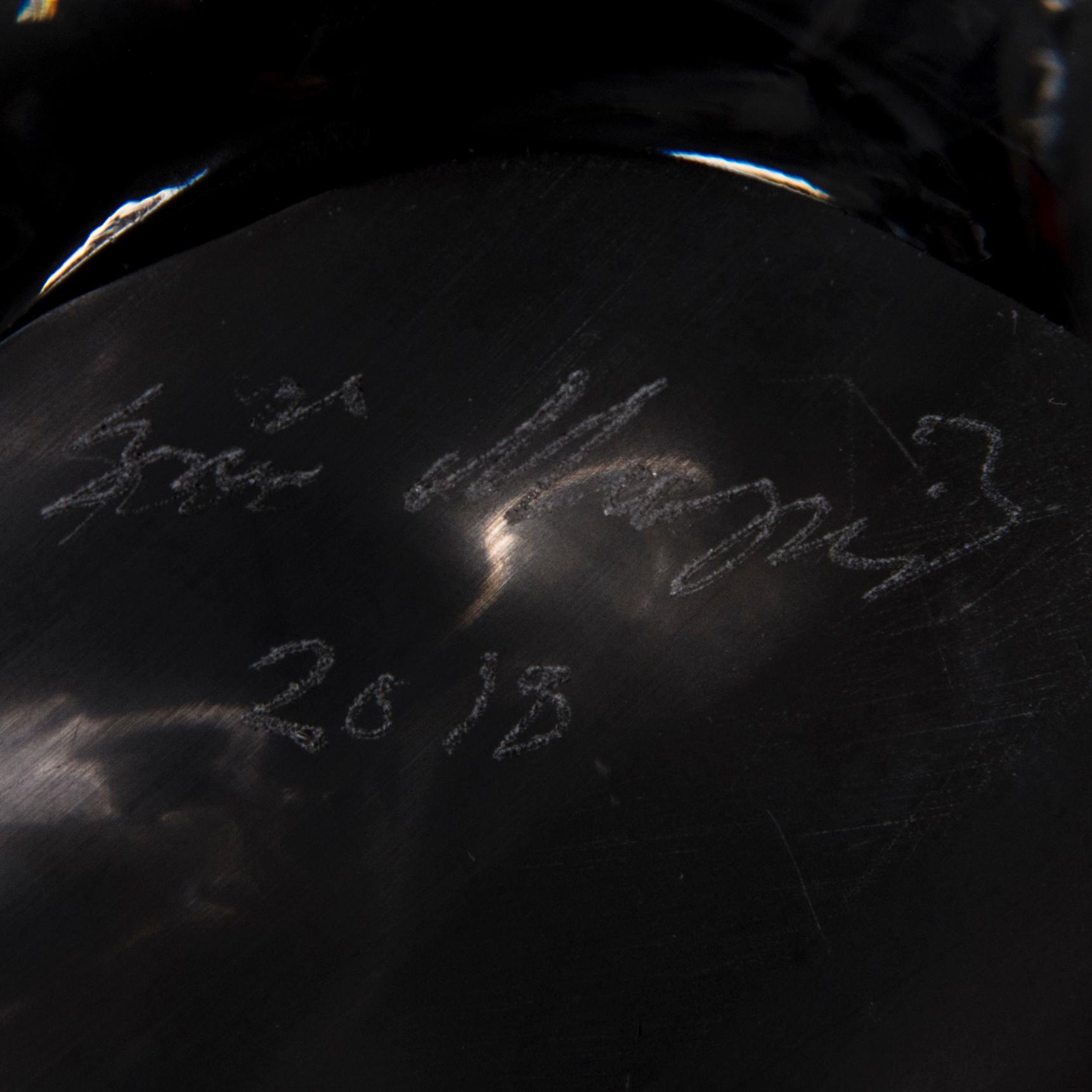 SINI MAJURI, a glass sculpture signed Sini Majuri 2018.