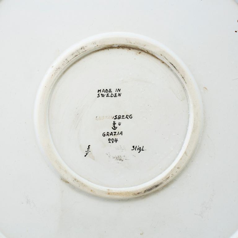 STIG LINDBERG, a stoneware dish, 'Grazia', 224, Gustavsberg.