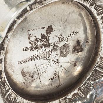 Johan Pettersen, bägare, delvis förgyllt silver, Söderhamn 1766. Rokoko.