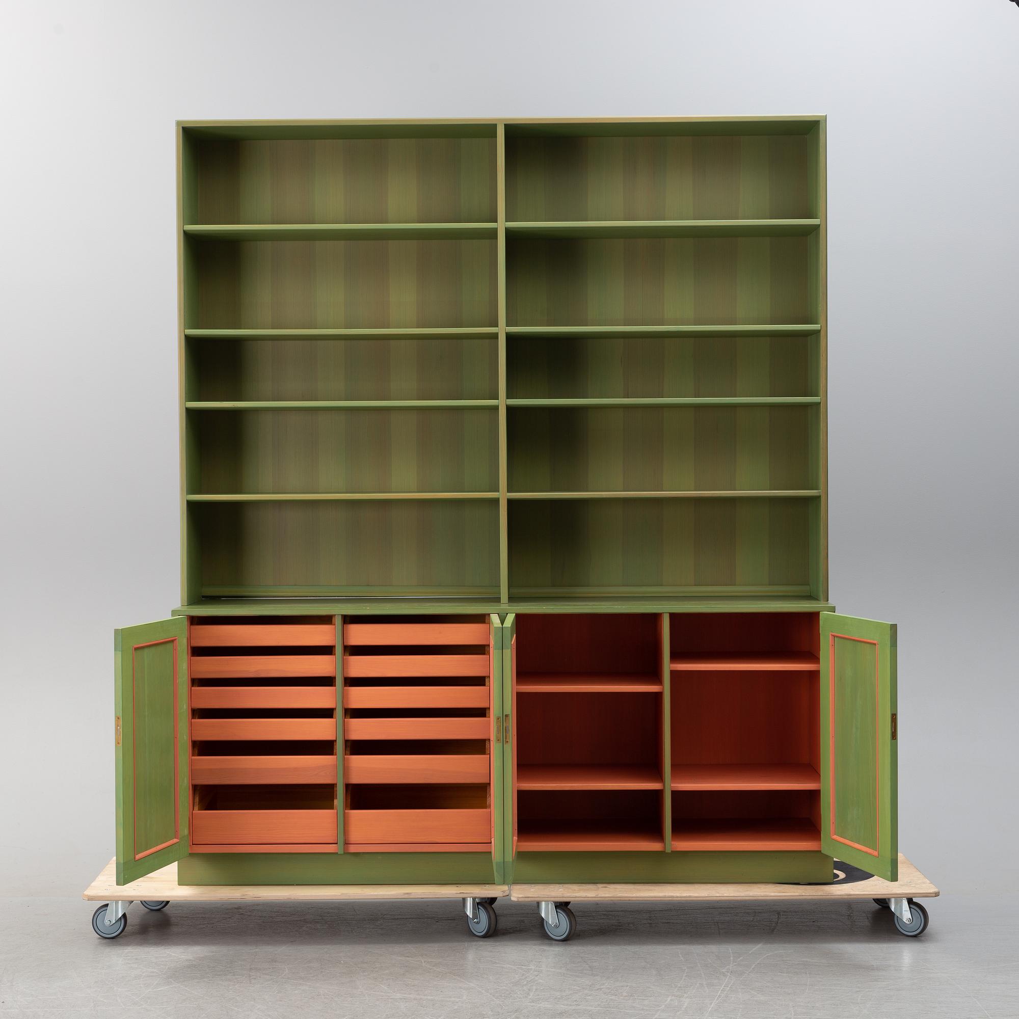 CARL MALMSTEN, bokhylla med underskåp, 1900-talets slut.