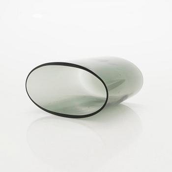 Saara Hopea, serveringsskålar, 3 st med underlag och vaser, 3 st, Nuutajärvi Notsjö.