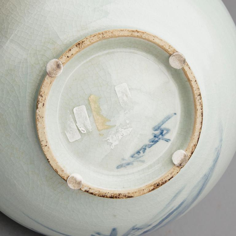 URNA, porslin, Korea, 1900-tal.