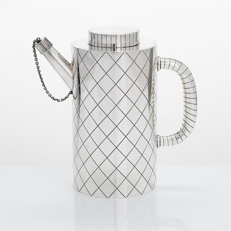 Sigvard Bernadotte, cocktail shaker, sterlingsilver, Firma Georg Jensen, Denmark after 1945, model 819 B.