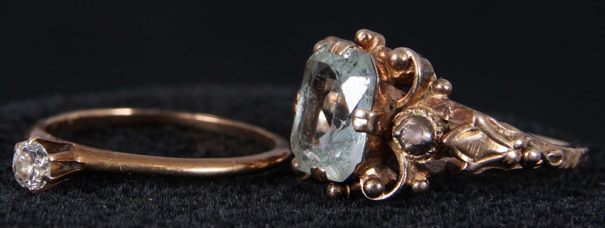 RINGAR, 2 st, 18K resp 14K guld, bl a briljant.