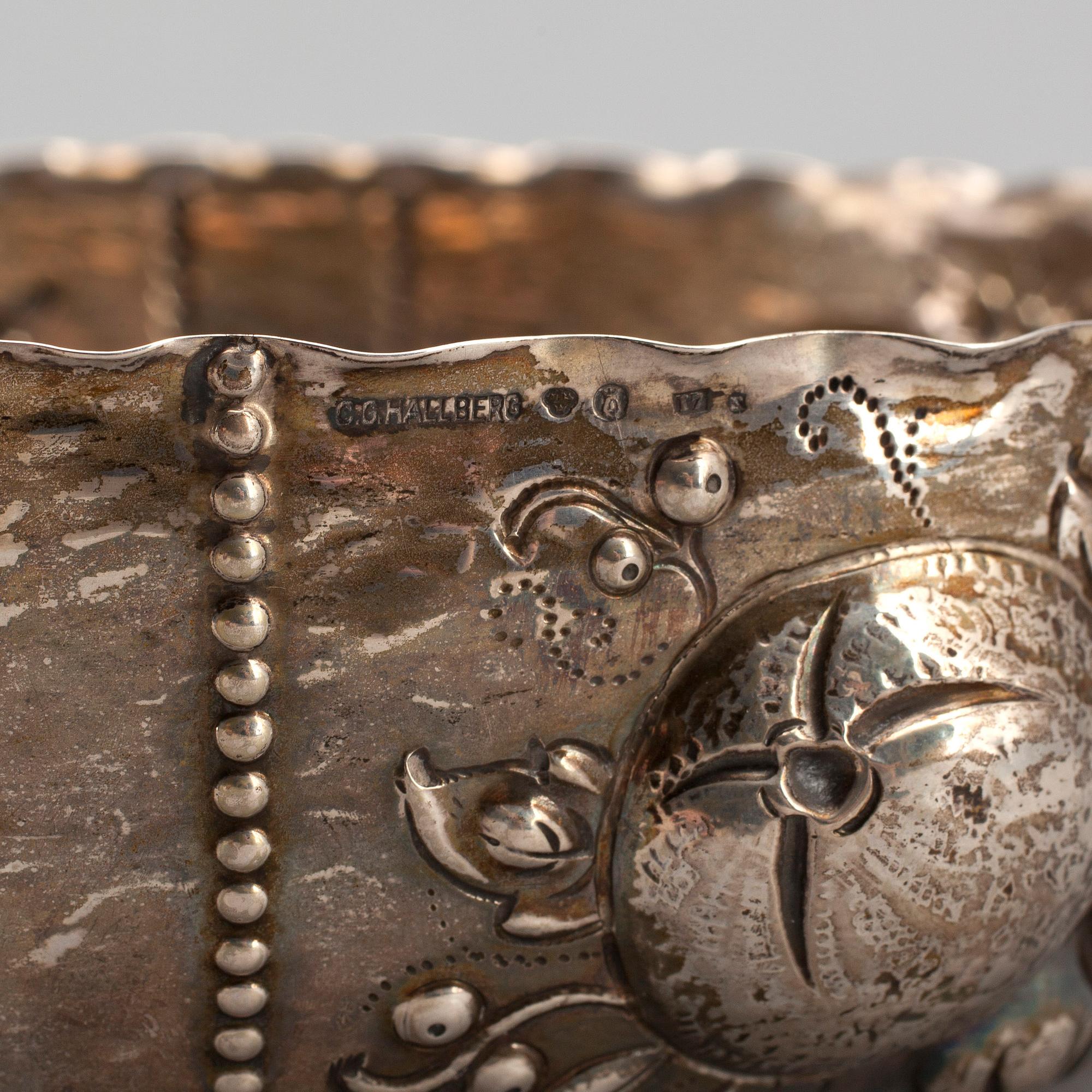 SKÅL, silver, C G Hallberg, Stockholm, 1921. Vikt ca 243g.