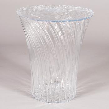 TOKUJIN YOSHIOKA, pall, "Sparkle", Kartell, formgiven i 2013 och presenterad Milan Salone del Mobile.