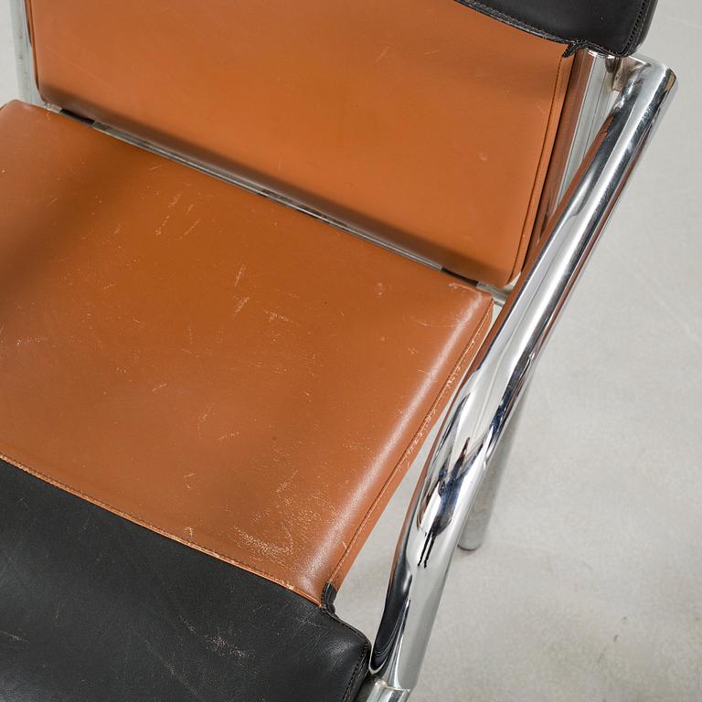 BÖRJE LINDAU & BO LINDEKRANTZ, karmstolar, ett par, 1900-talets andra hälft.