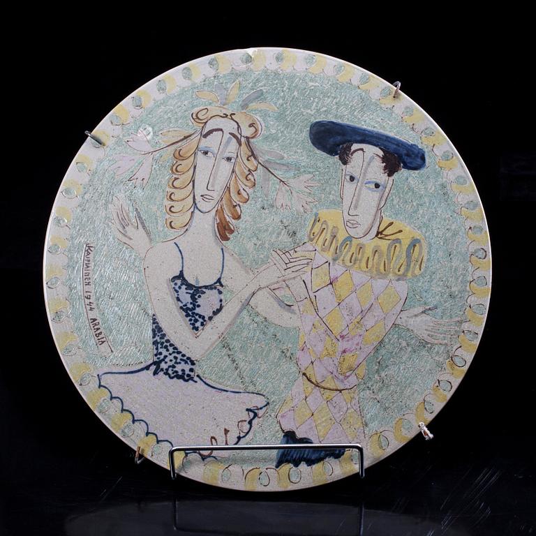 KERAMIKPLATTA. Signerad Kaipiainen 1944 Arabia.