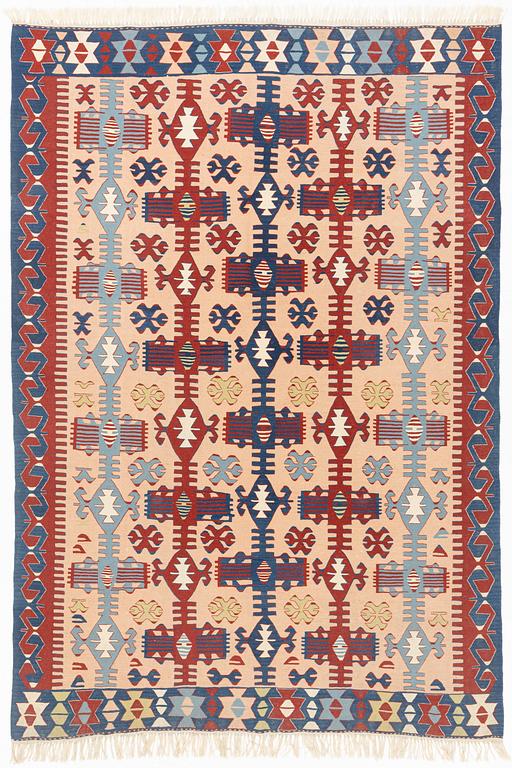 An Anatolian kilim carpet, ca 290 x 200 cm.