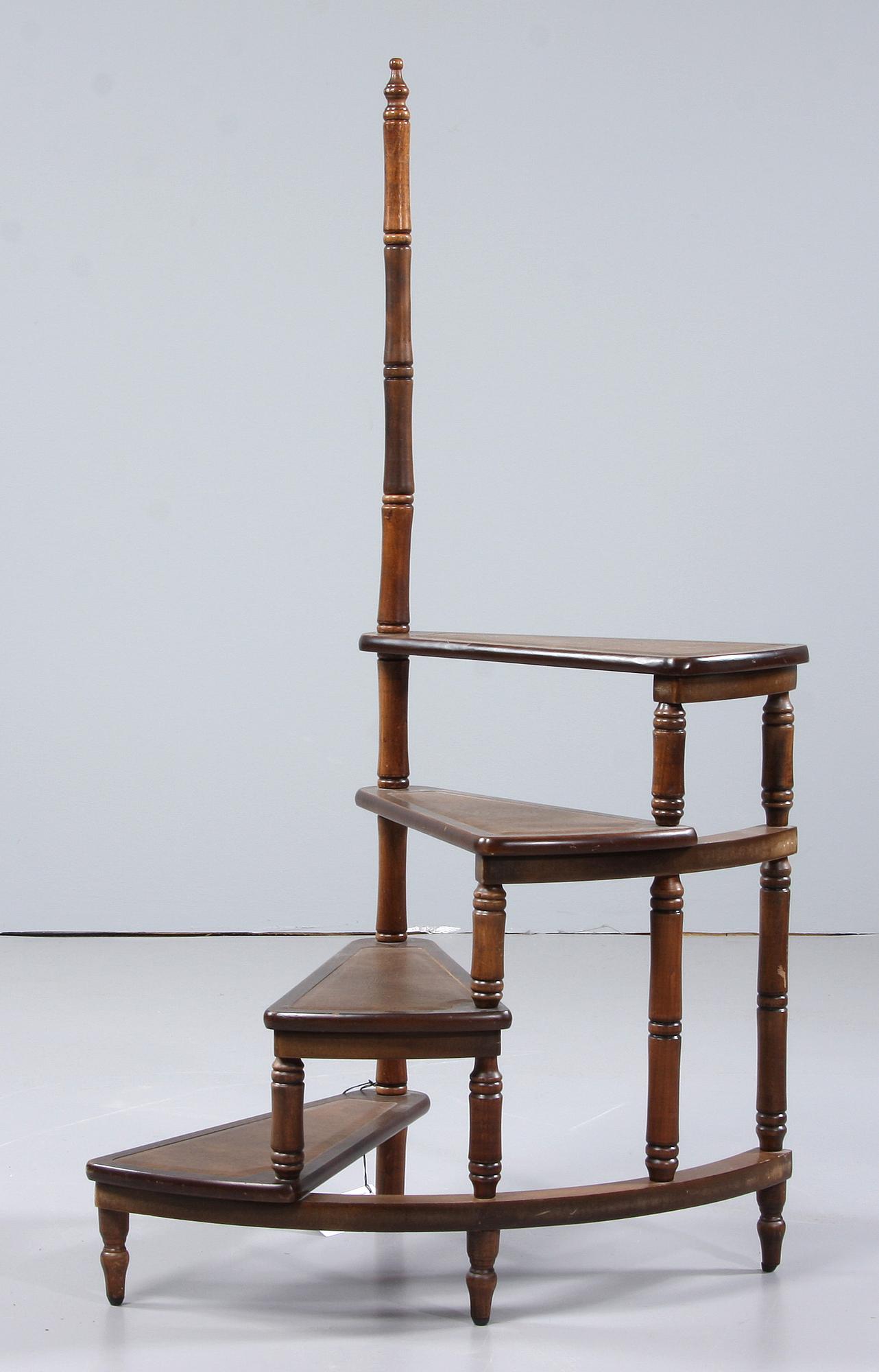 BIBLIOTEKSSTEGE, 1900-tal.