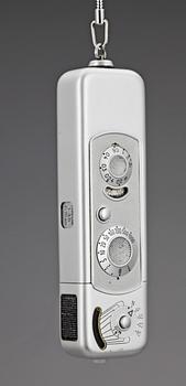 KAMERA, Minox, 1900-talets mitt.