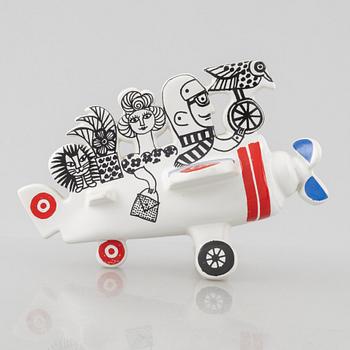 Lisa Larson, figurin, stengods, "Flygplan", ur serien "Traffic", Gustavsberg 1971-73.