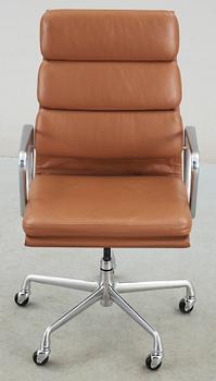 ARBETSSTOL, Charles Eames, EA 217/Softpad, Herman Miller, 1980-tal.