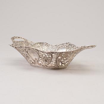 A silver bowl by J L Hultman, Stockhol, dated 1952.