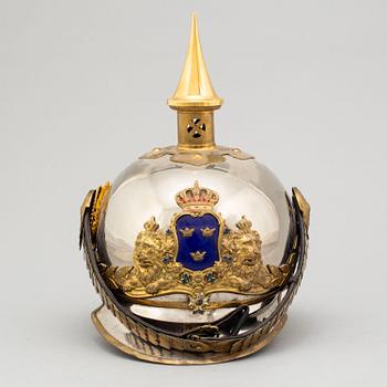 HJÄLM, svensk, för officer m/1879-1900-1928 vid Livregementet till häst.