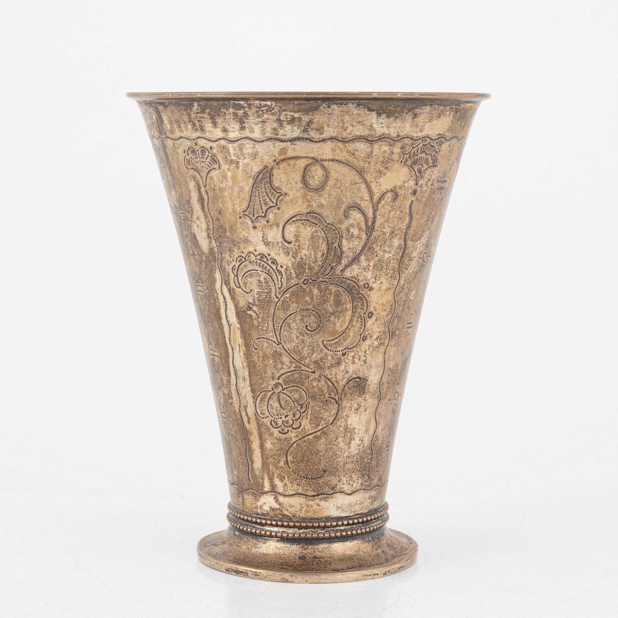 A silver cup, Edlunds Silverware Factory, Stockholm, 1926.