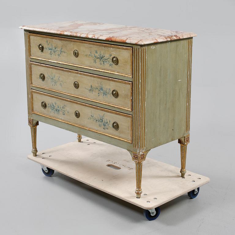 BYRÅ, Louis XVI-stil, tidigt 1900-tal.