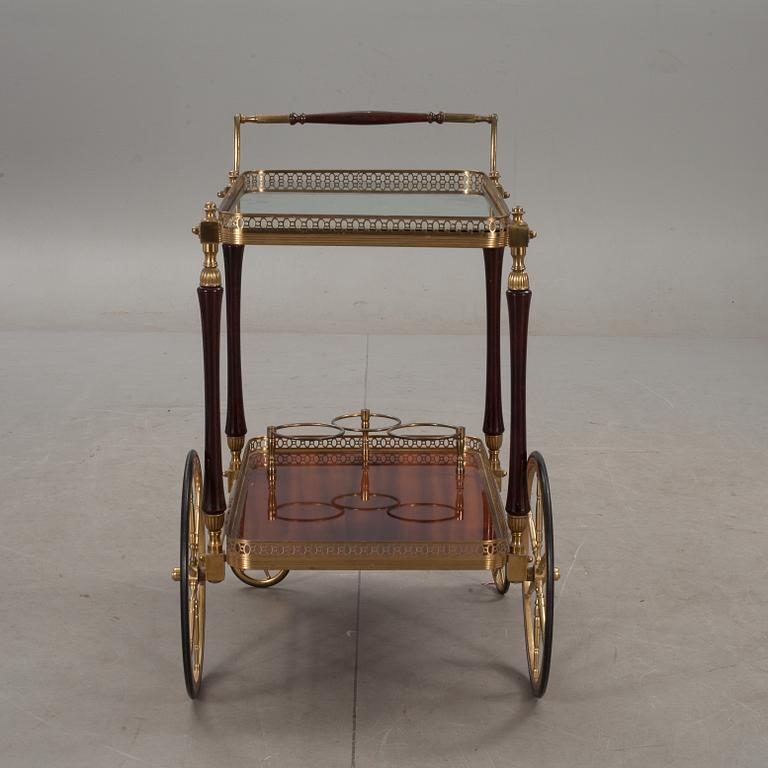 SERVERINGSVAGN, 1900-talets andra hälft.