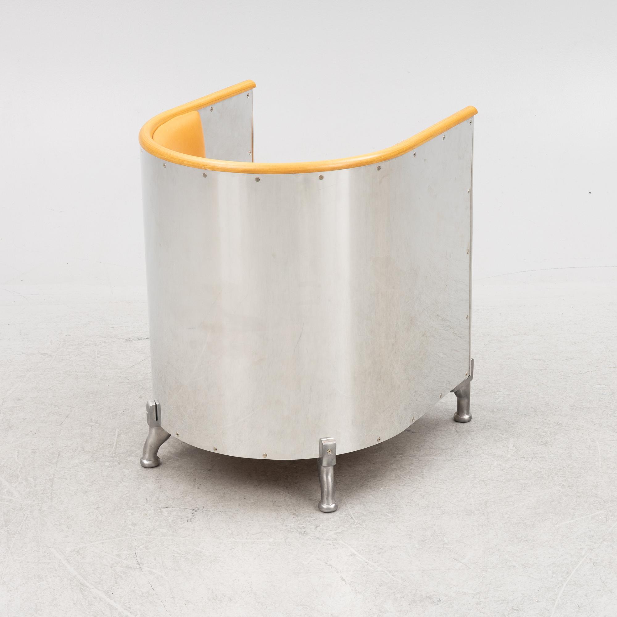 Mats Theselius, "Aluminiumfåtöj", Källemo, formgiven 1990.