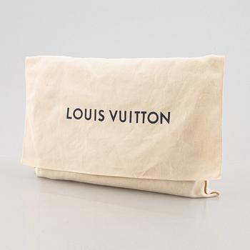 Louis Vuitton, clutch, Takeoff Pouch, 2022.