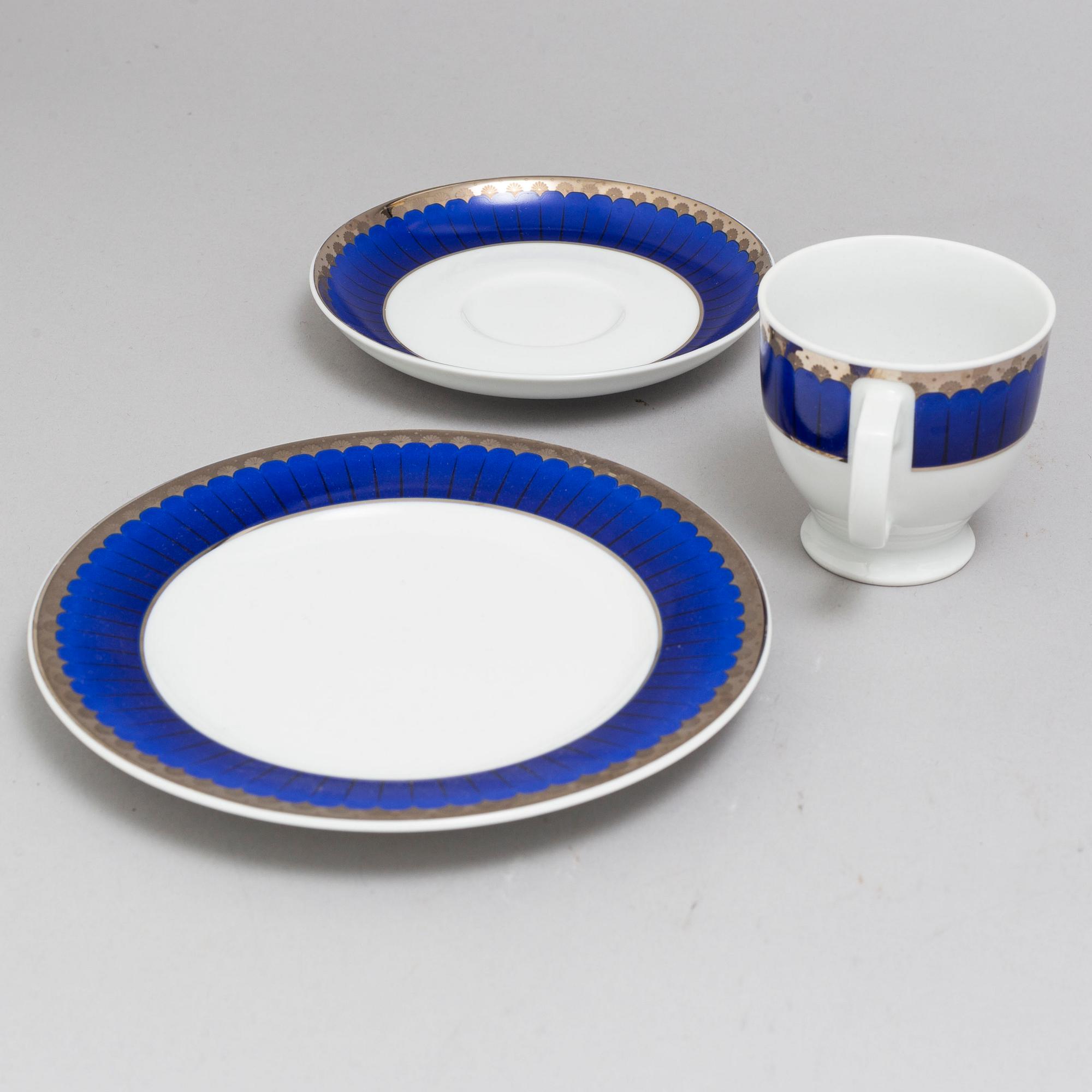 SIGVARD BERNADOTTE, 28 psc porcelaine, 'Christineholm'/'Marianne', Fyrklövern 1999-2000.