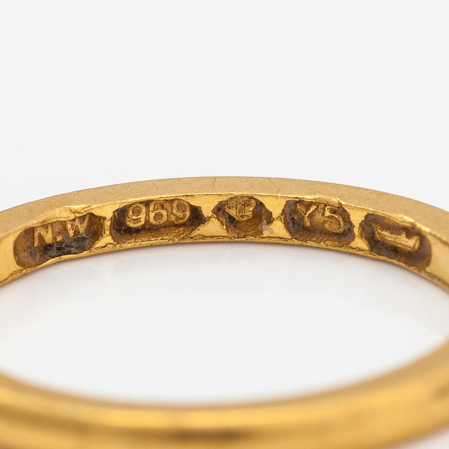 Sormuksia, 2 kpl, 969-kultaa. Westrback, Helsinki 1928 ja 1929.