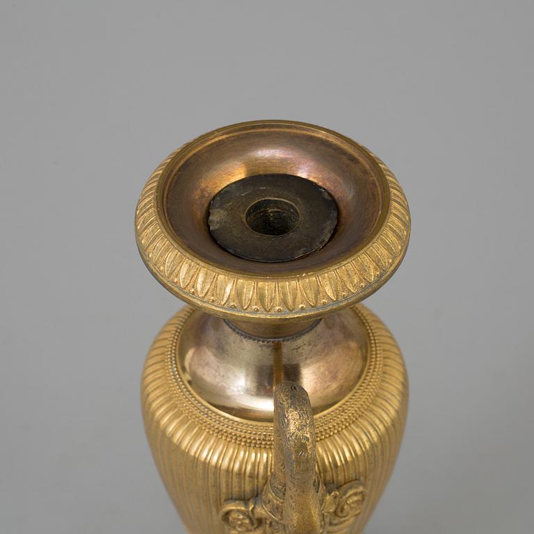 AN EMPIRE ORMOLU VASE, first half of the 19th century.