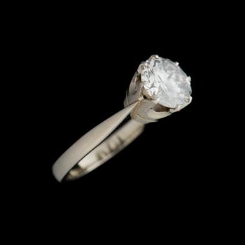 A RING, brilliant cut diamond, 18K white gold. Simo Tamminen, Tampere Finland 1984.