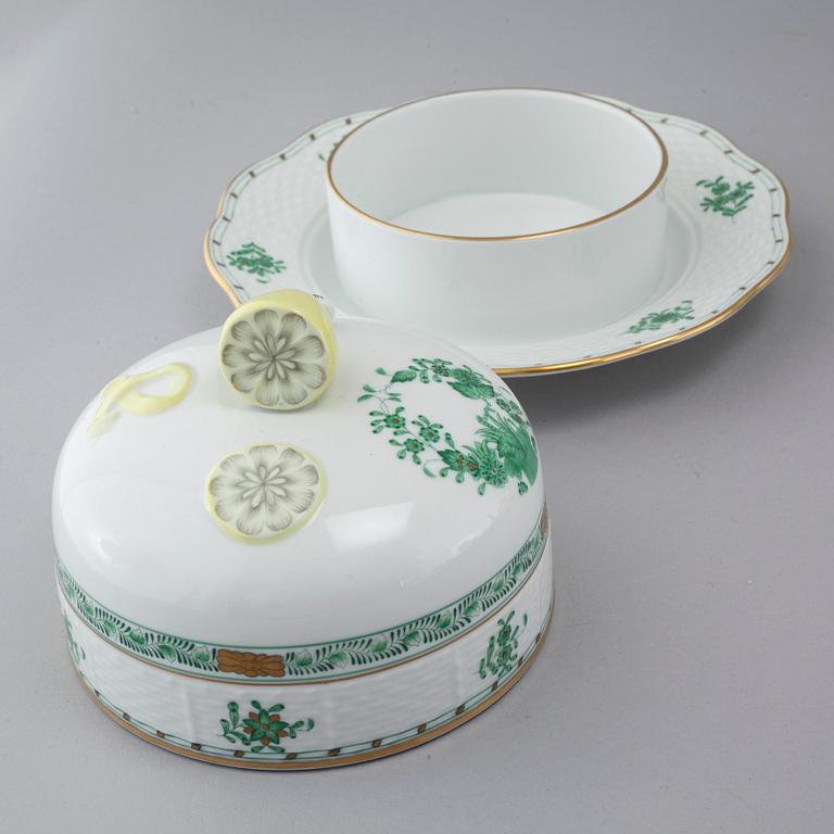48 pieces of porcelain tableware from Herend, model "Indian Basket", 20th century.