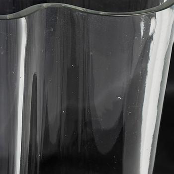 Alvar Aalto, a 1950s' 3030' vase, signed Alvar Aalto. Iittala 1950s.