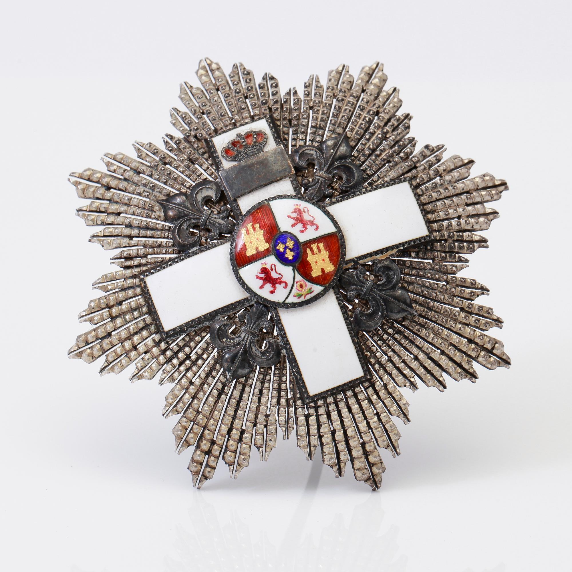 KRASCHAN, silver och emalj, militärorden  “Al Merito Militar”, Spanien, 1900-talets förta hälft. Vikt ca 84 gram.
