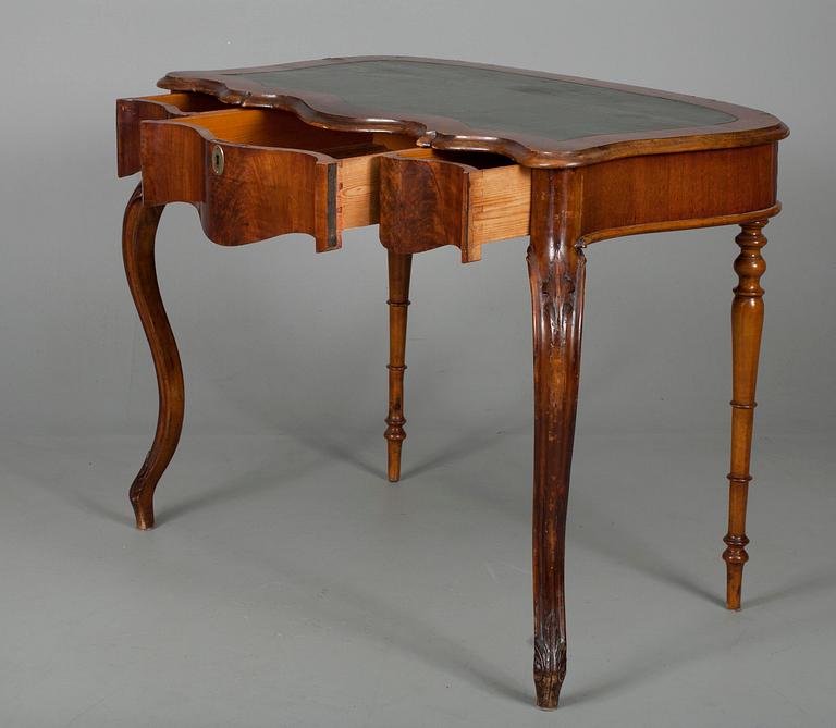 SKRIVBORD, nyrokoko, 1800-talets mitt.