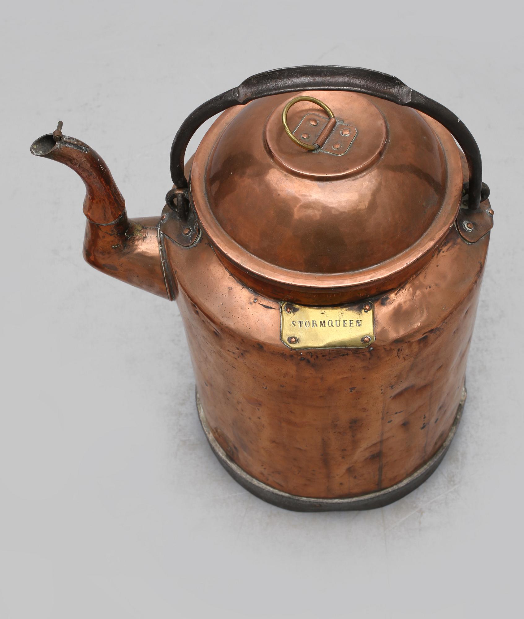 KITTEL SAMT KANNA, koppar, 1800-tal samt sekelskiftet 1900.