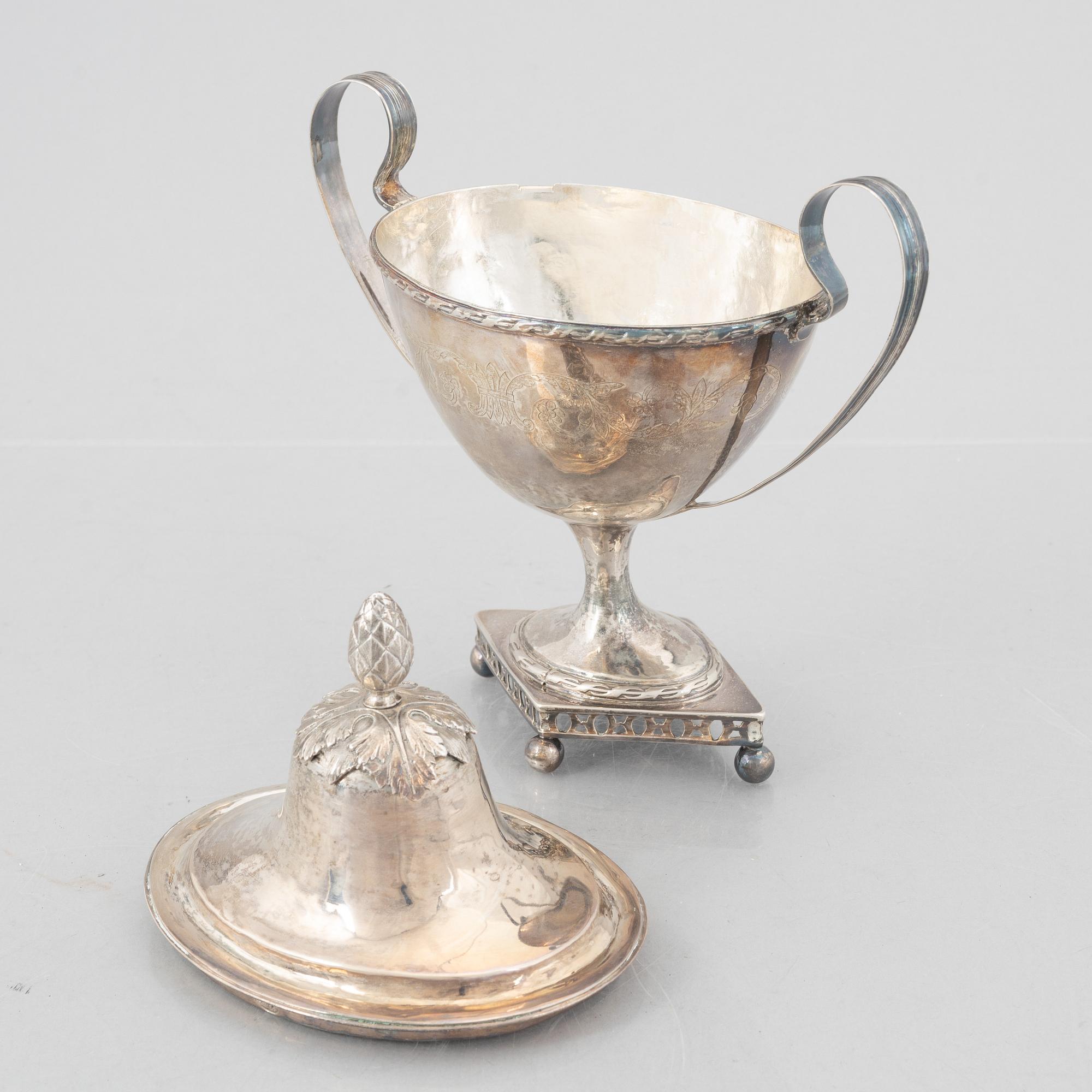 A Swedish Gustavian Lided Silver Sugar Bowl, mark of Johan Henrik Leffler, Falun 1810.