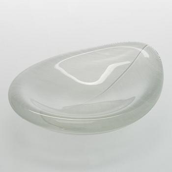 Tapio Wirkkala, A glass bowl "Lehti" (Leaf), signed Tapio Wirkkala Iittala -55.