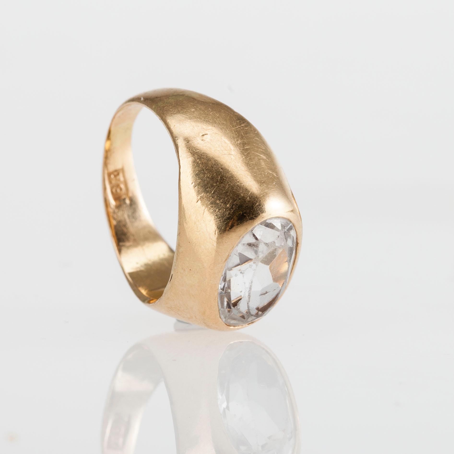 RINGAR, 3 st, 18k guld, bl.a. Borgings, Göteborg, 1978. Total vikt 12 g.