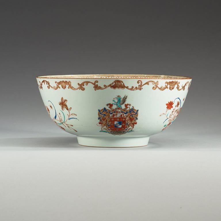 A famille rose armorial punch bowl, Qing dynasty, Qianlong (1736-95).