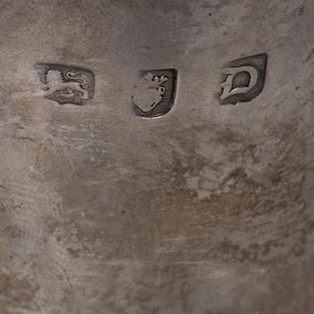 KAFFEKANNA, silver London Thomas Cooke II and Richard Gurney, London 1759. Total vikt ca 650 g.