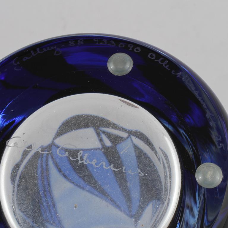 VAS, glas, Olle Alberius, Orrefors Gallery, 1988.