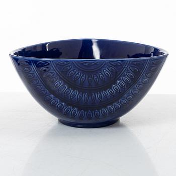 Hertha Bengtson, a stoneware bowl and twelve plates, Rörstrand, Sweden.