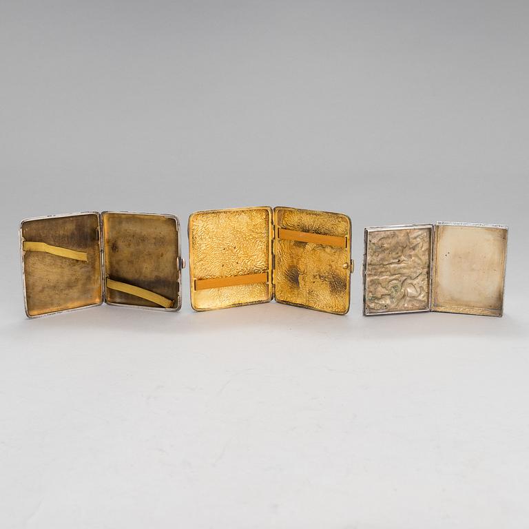 SAVUKERASIOITA, 2 kpl, ja RASIA, hopeaa, Suomi ja Espanja, 1900-luku.