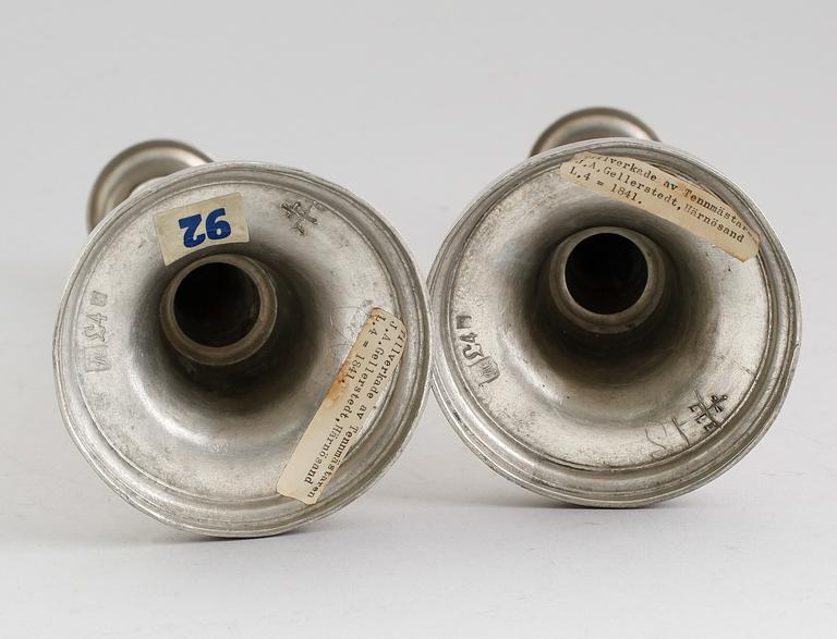 LJUSSTAKAR, 1 par, tenn, Johan Albin Gellerstedt, Härnösand 1841.