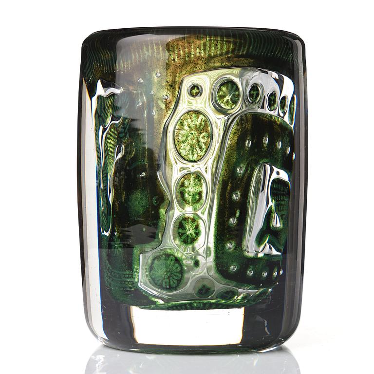 Edvin Öhrström, an ariel vase, Orrefors, Sweden 1955.