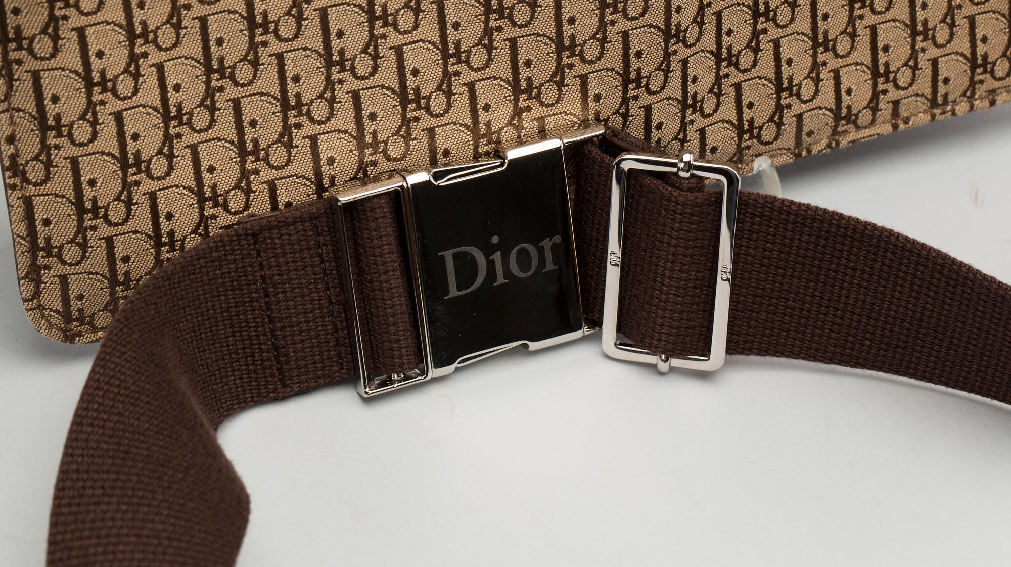 VÄSKA, Christian Dior.