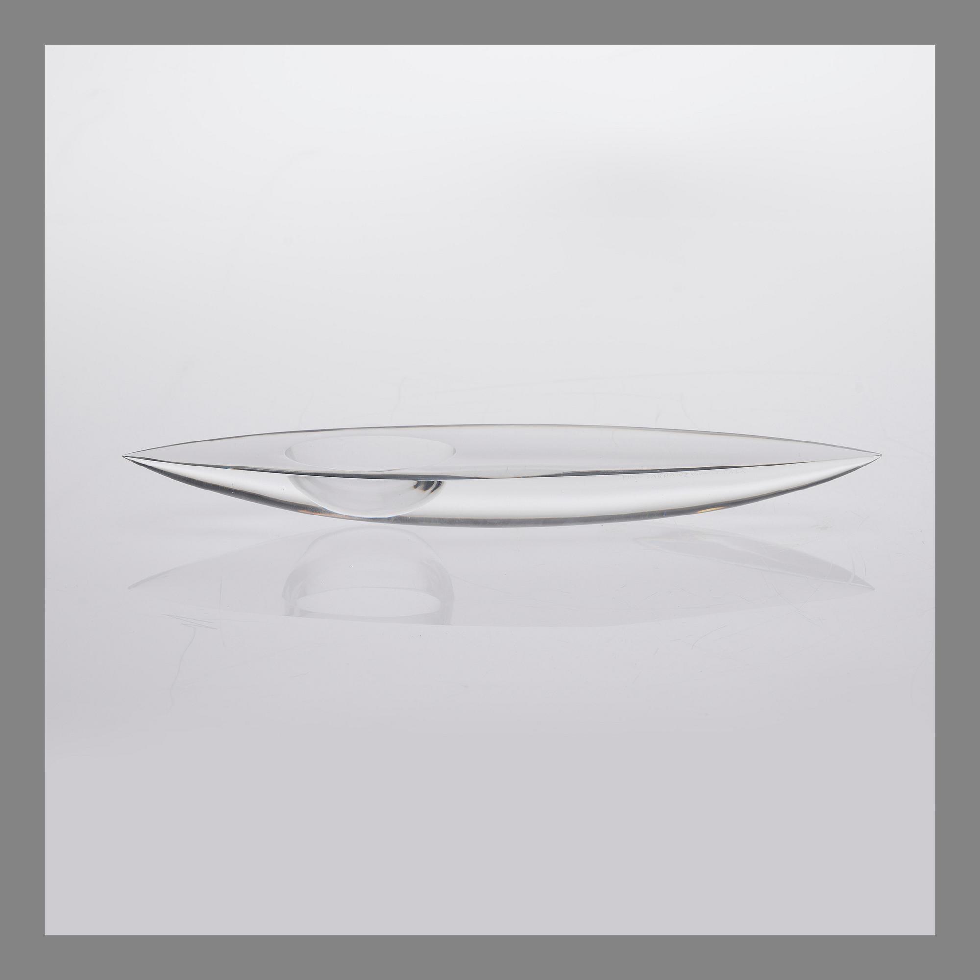 TIMO SARPANEVA, GLASSKULPTUR. Kajak. Sign. Timo Sarpaneva, Iittala.