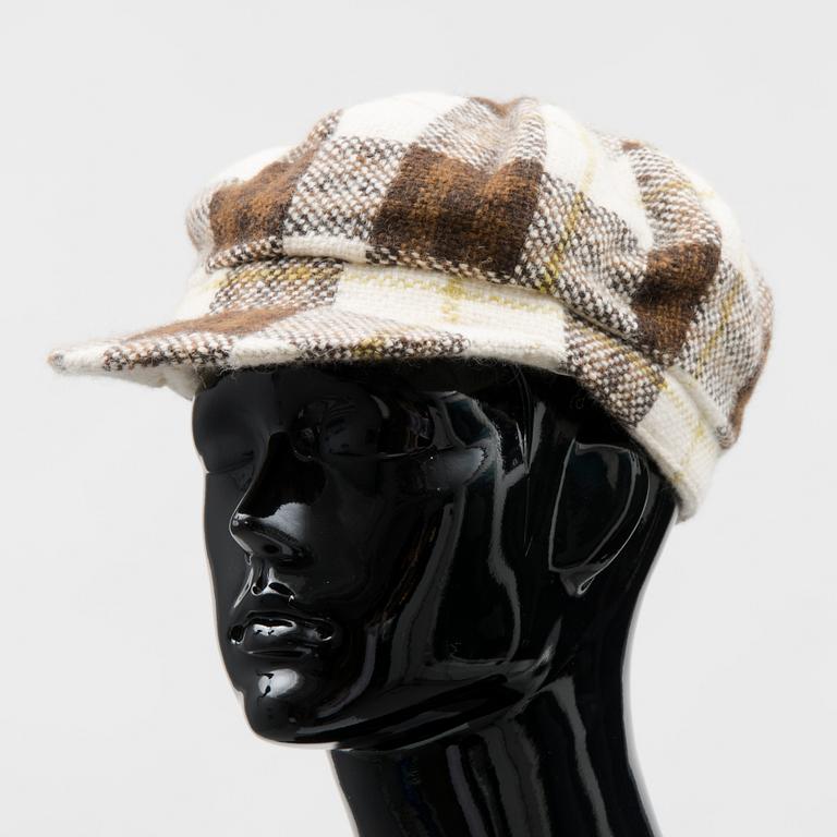 BURBERRY, KEPS, 2 st, storlek M.