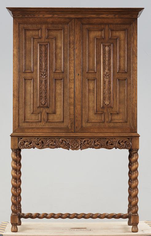 SKÅP, barockstil, 1900-tal.