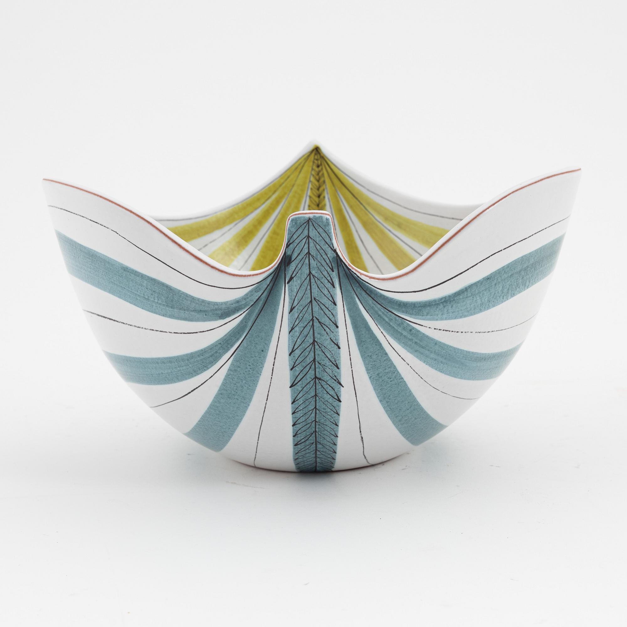 Stig Lindberg, a faience bowl, Gustavsbergs studio.