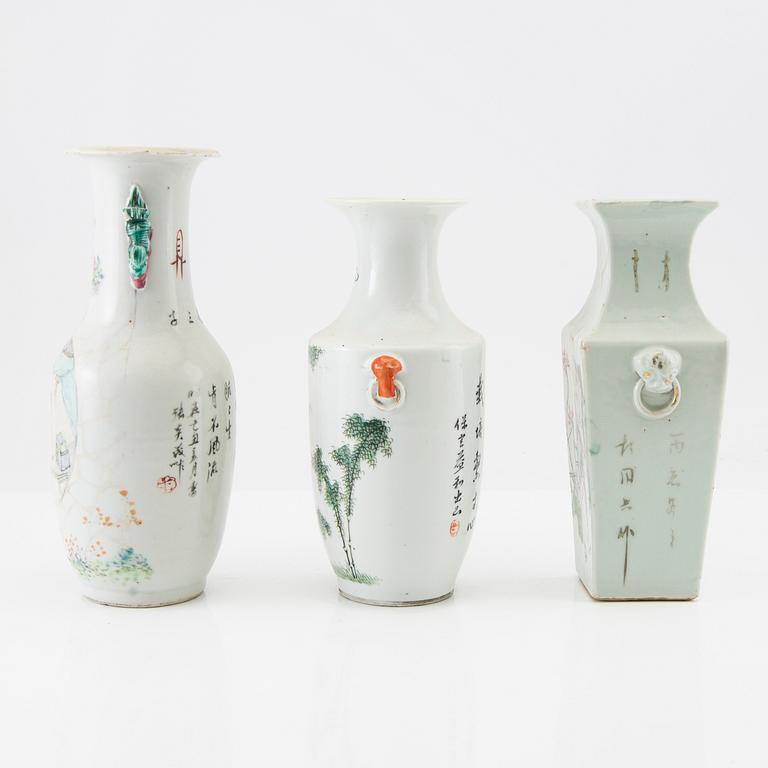 Vases 3 pcs China 18th/19th century porcelain.