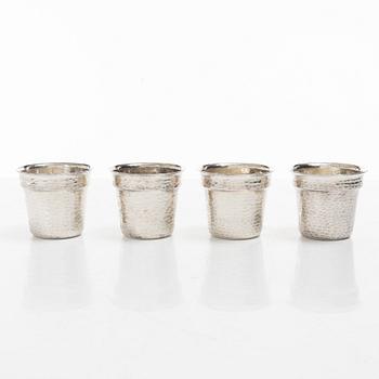 Eric Löfman, Fyra jaktbägare i silver samt läderfodral, MGAB, 1977.